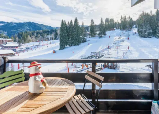 holiday rentals morillon